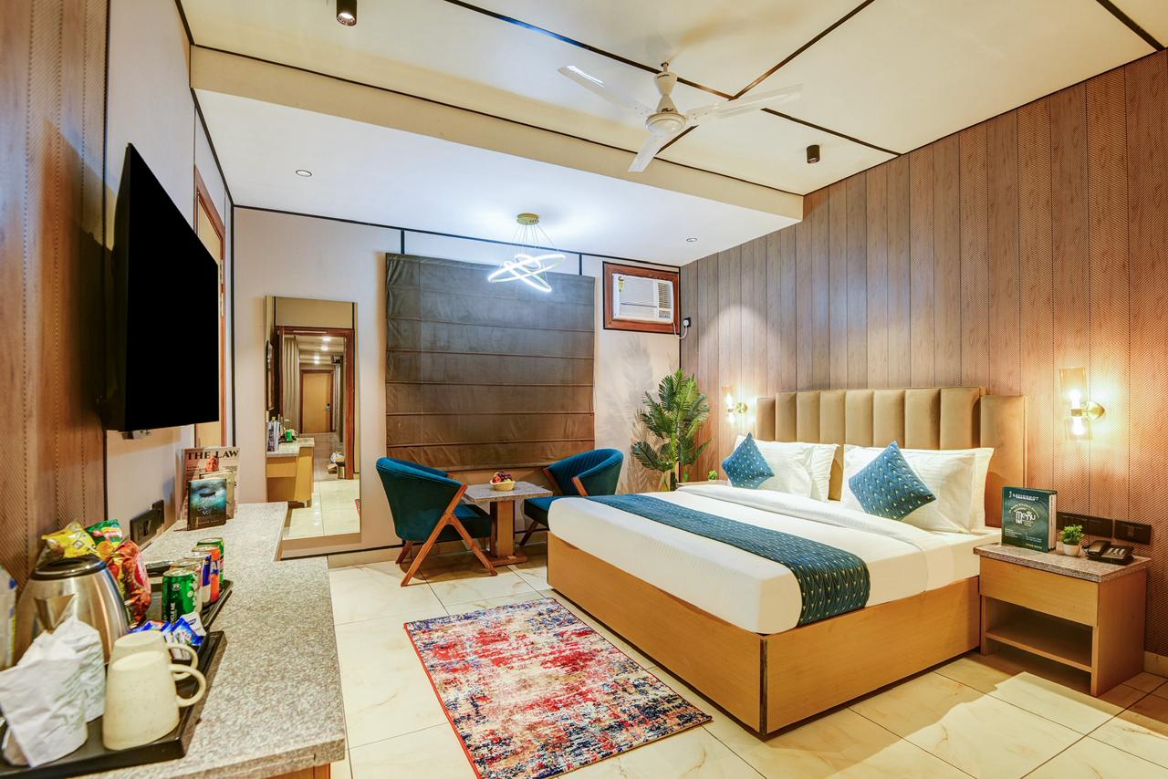 Executive Attached Suite Room preview 4