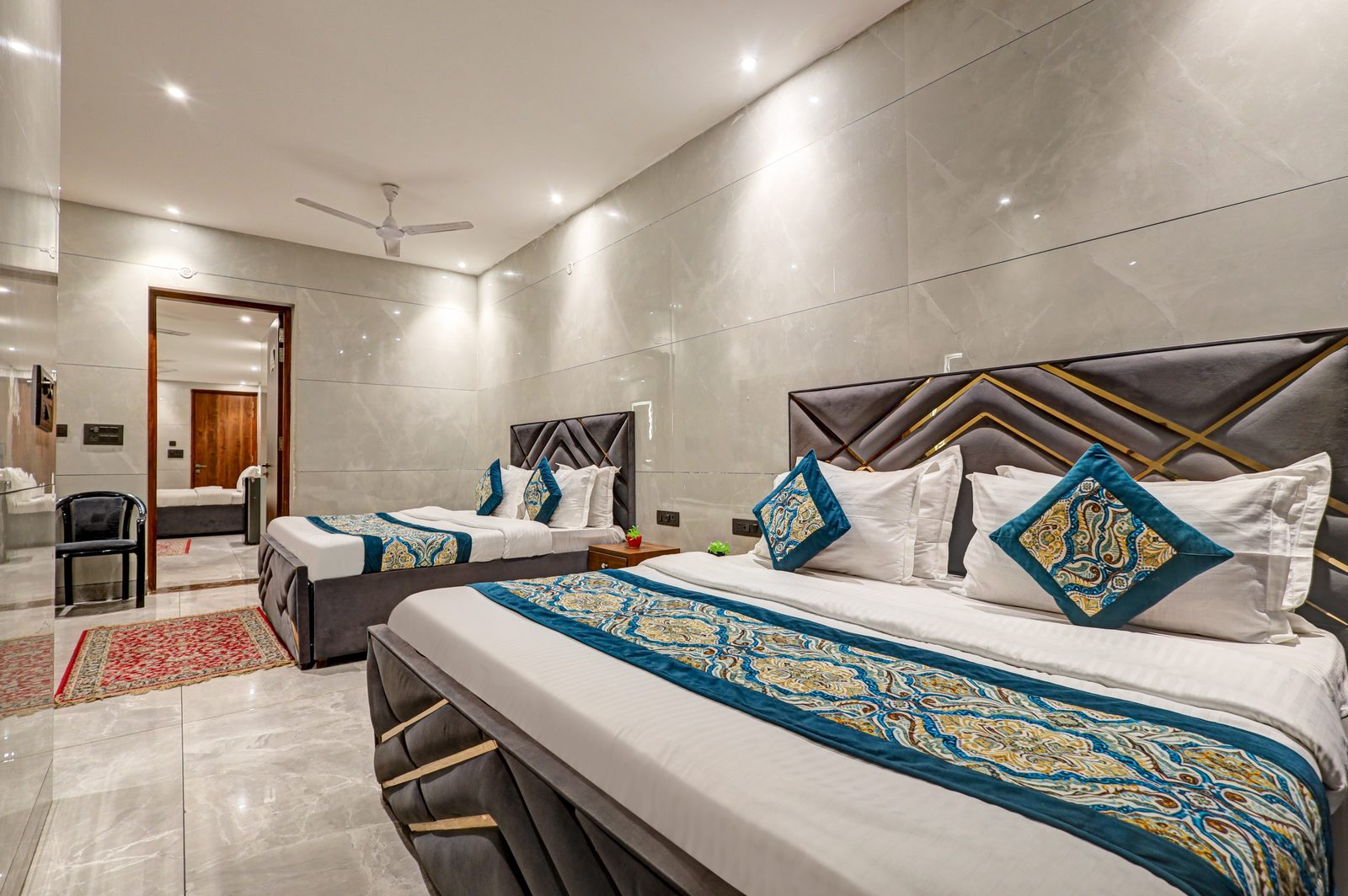 Hotel Preet Place