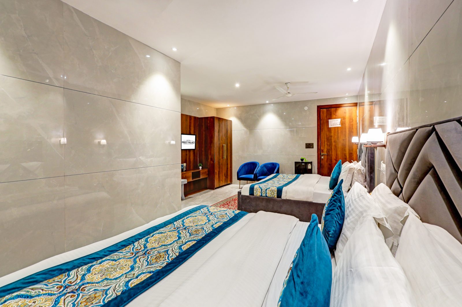 Family Suite preview 3
