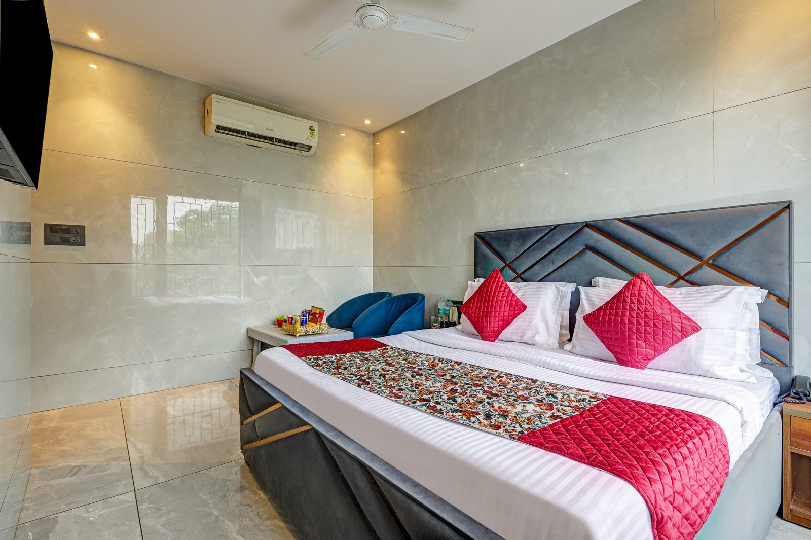 Hotel Preet Place