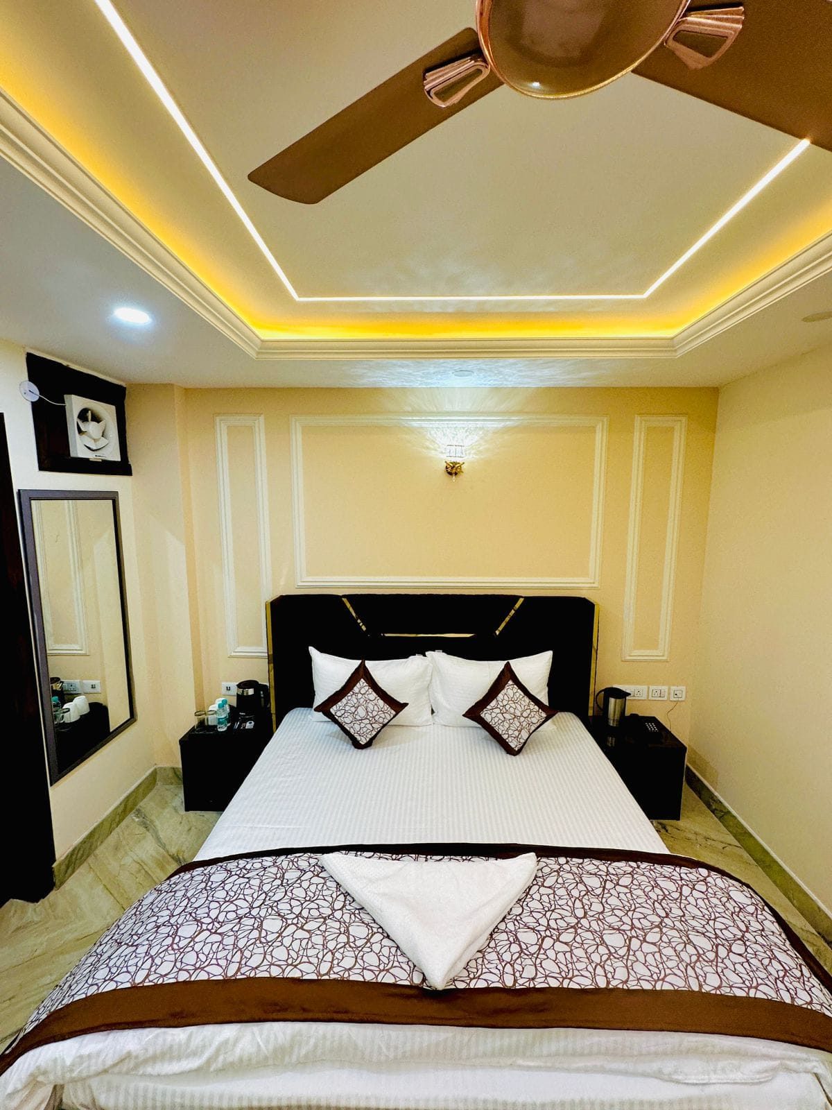 Hotel Samrat Residency